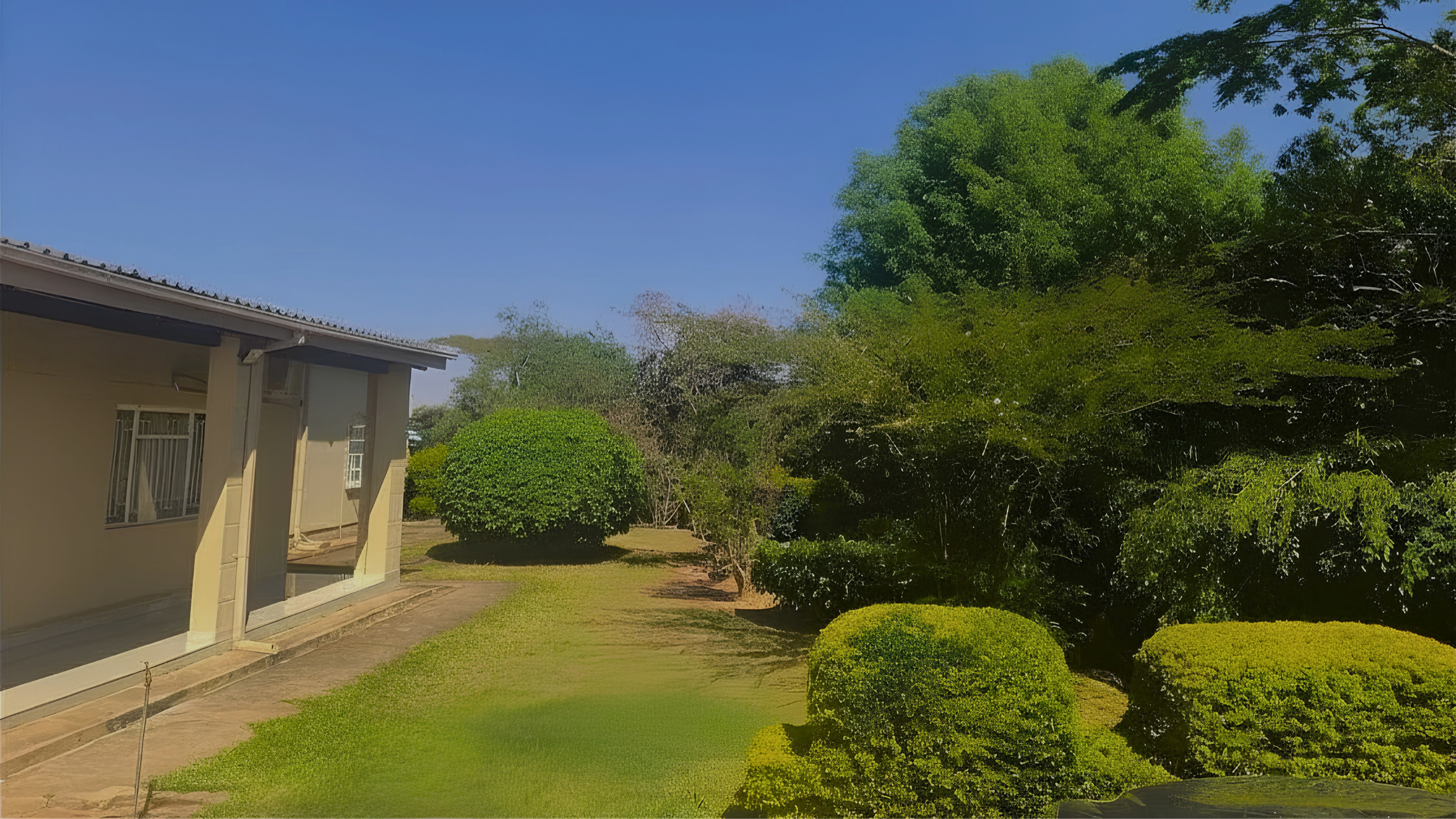 Placeholder — replace with photo of Garden Room 02